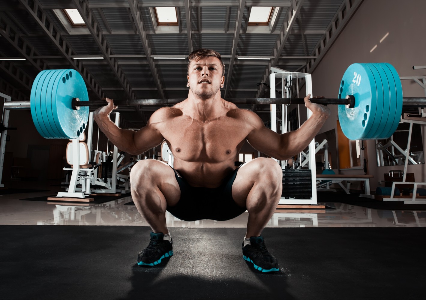 Kuntosaliohjelma (vetävät ja työntävät)